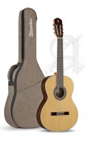 Alhambra 2C-US Classical Guitar, Solid Cedar Top, Student