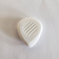 Wegen Picks 7W Right Handed Pick White 7mm, One Pick