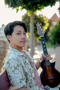 Feng E